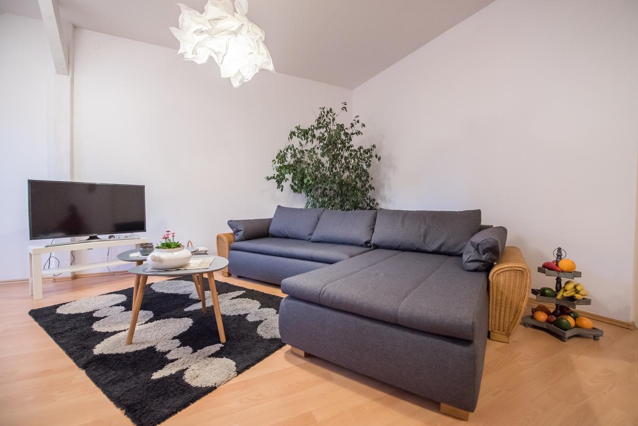 Terra Apartment 萨图马雷 外观 照片